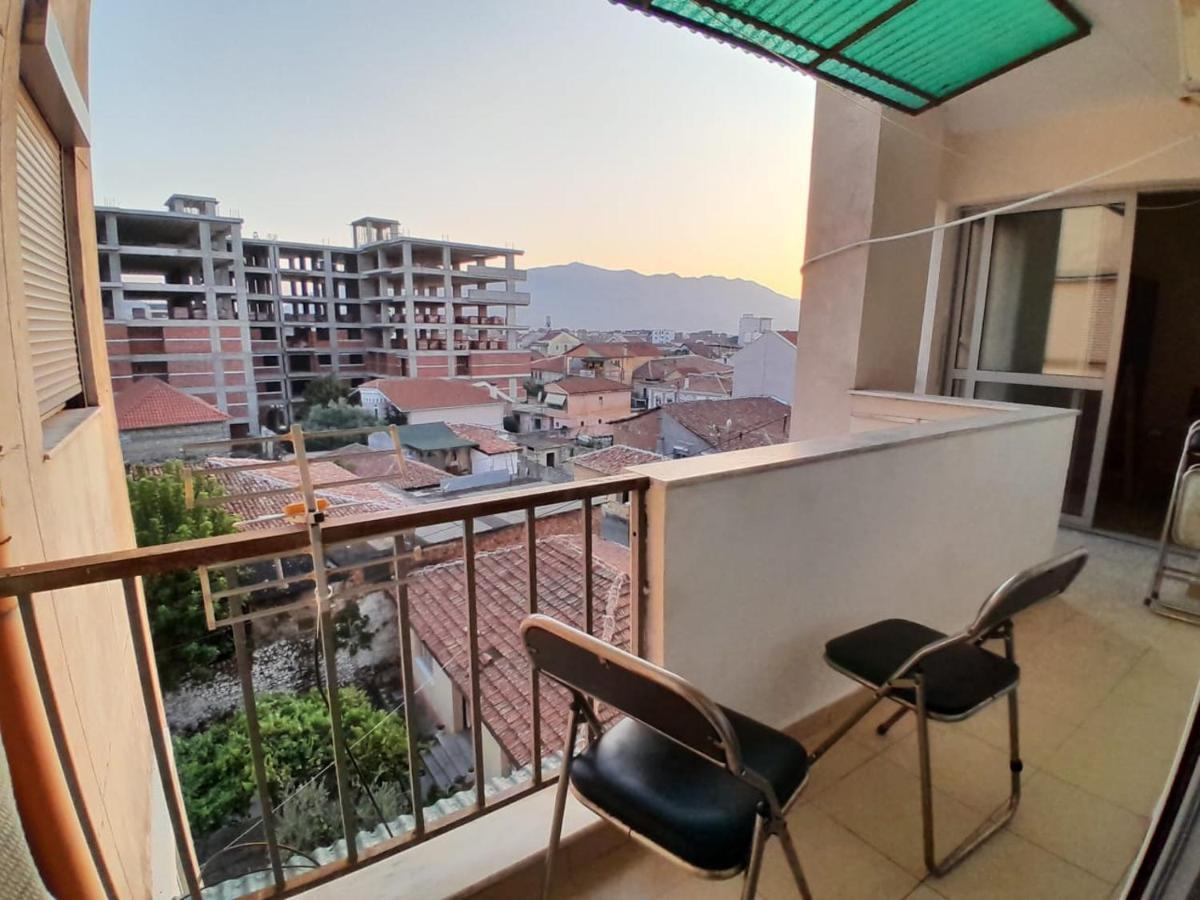Cozy Apartment In The City Center 2 Shkodër エクステリア 写真